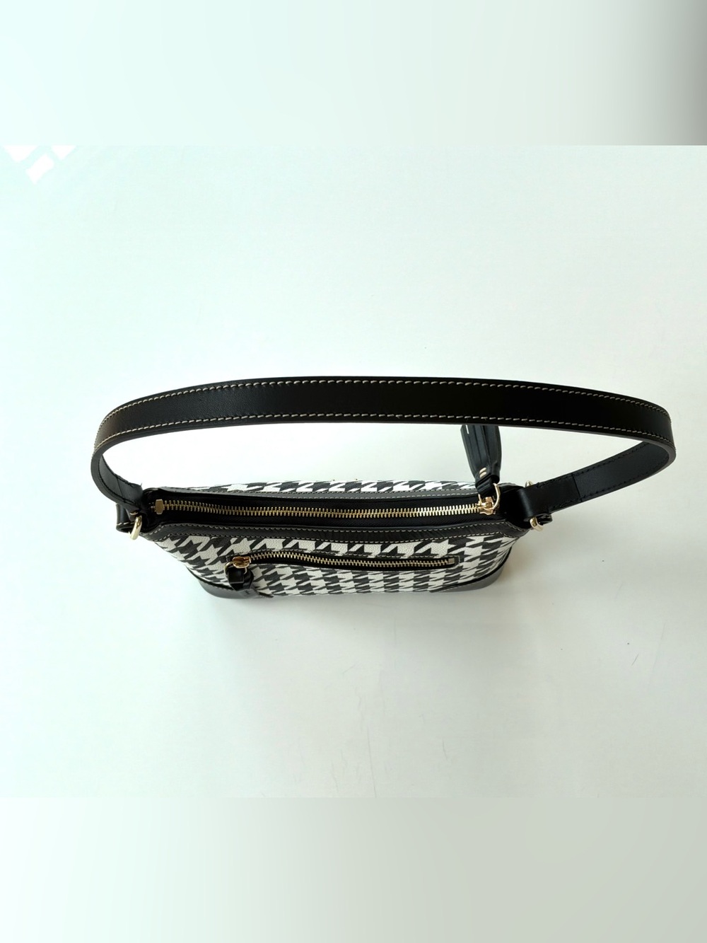 Dooney & Bourke Houndstooth Heritage Hobo 23 Bag K2350536 - Picture 6 of 15